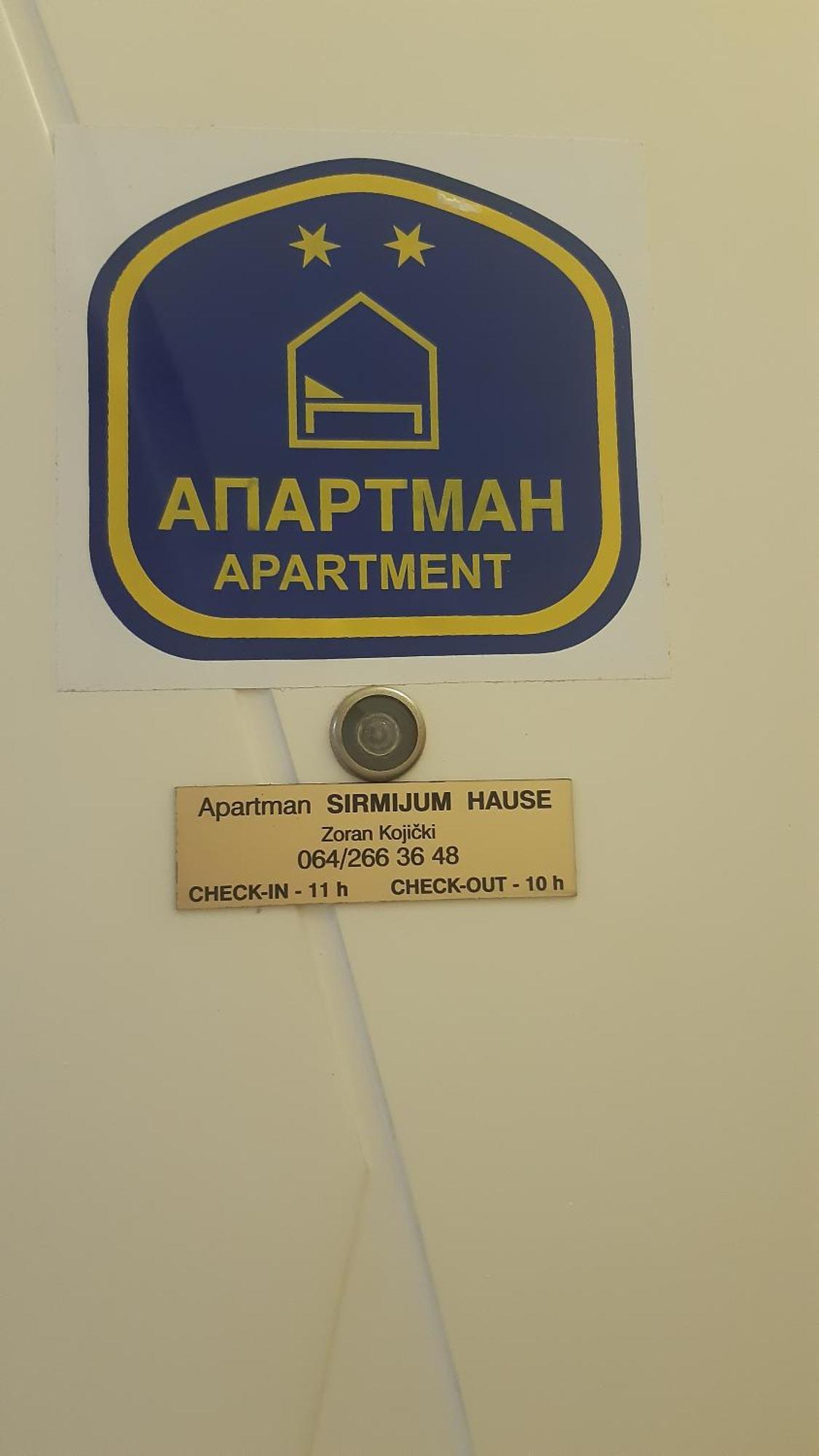 Apartamento Sirmijum Hause Sremska Mitrovica Exterior foto